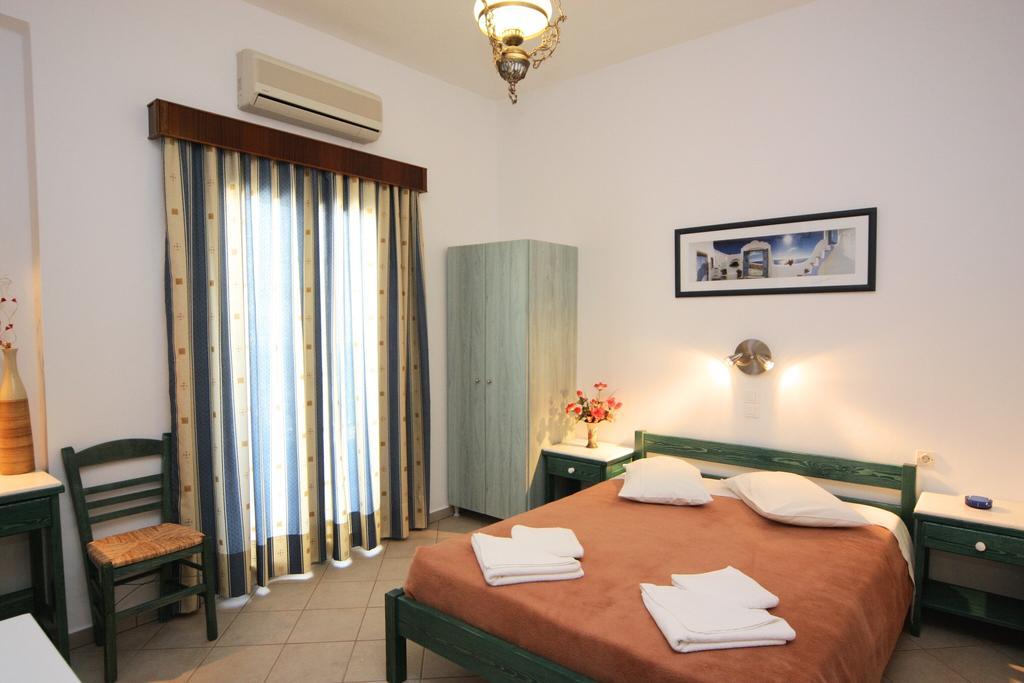 Anna Platanou Hotel Páros Kamer foto